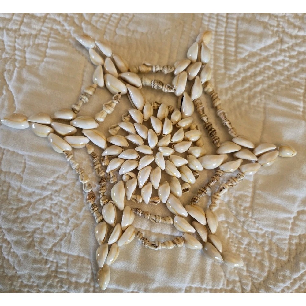 Seashell Trivet 9" Hot Pad Doily Cowrie Puka Vtg Beach Boho 70s Home Decor